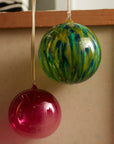 Feather paint large glass balls, green, set of two